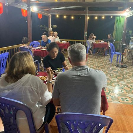 Hoang Nguyen Homestay Ba Be Buitenkant foto