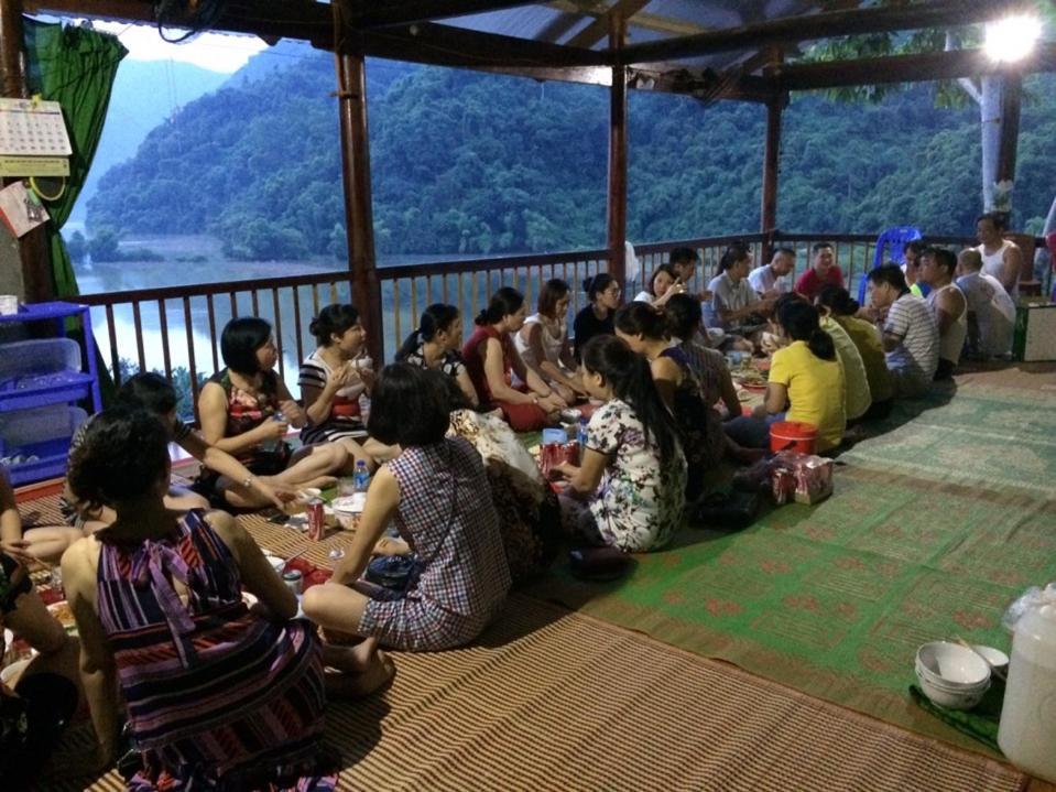 Hoang Nguyen Homestay Ba Be Buitenkant foto