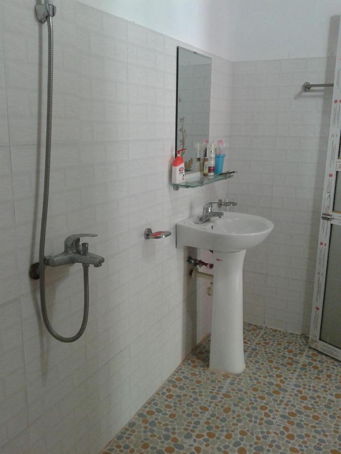 Hoang Nguyen Homestay Ba Be Buitenkant foto