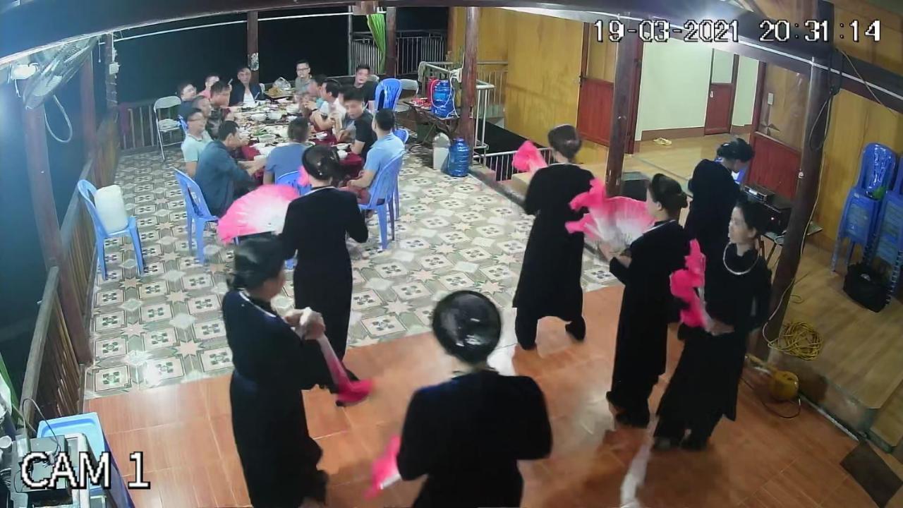 Hoang Nguyen Homestay Ba Be Buitenkant foto
