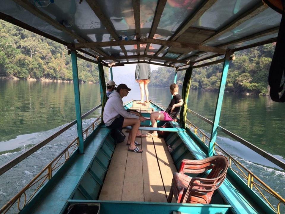 Hoang Nguyen Homestay Ba Be Buitenkant foto