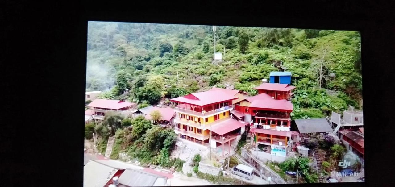 Hoang Nguyen Homestay Ba Be Buitenkant foto